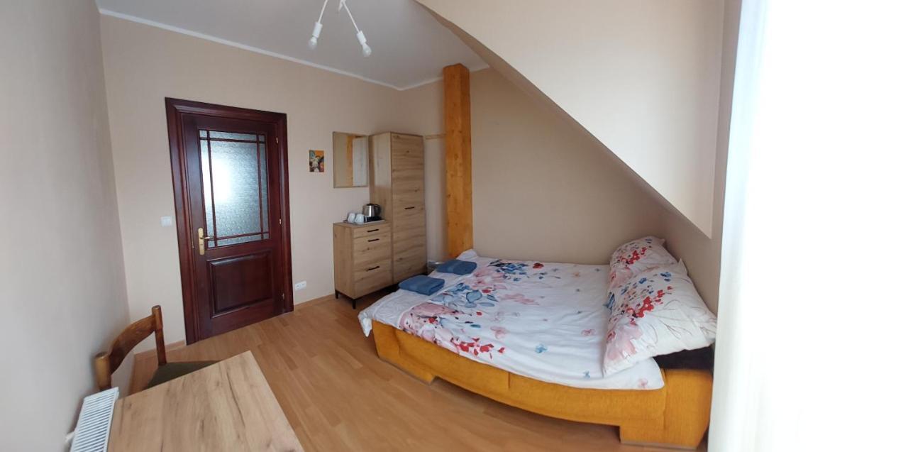 Dionizy Hotel Kosakowo Bagian luar foto