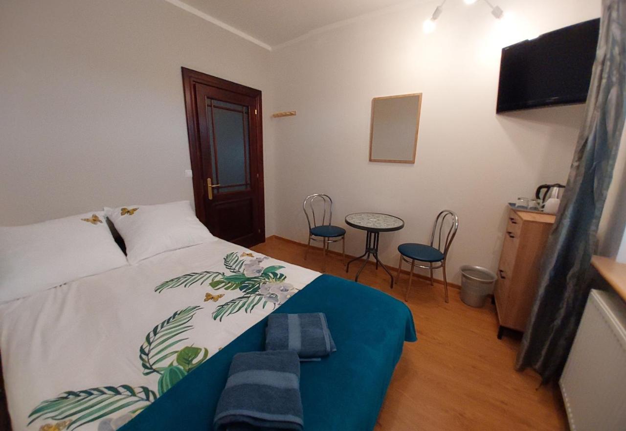 Dionizy Hotel Kosakowo Bagian luar foto